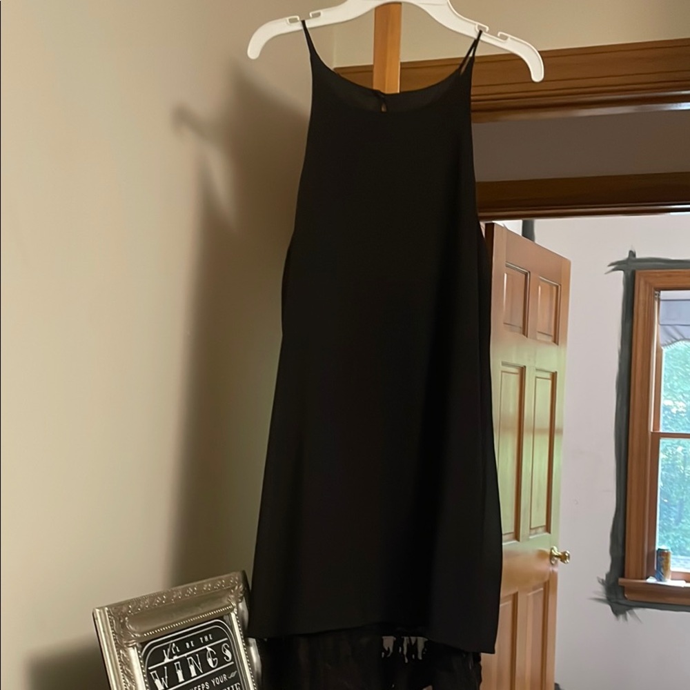 Lila Black Dress w Lace Trim